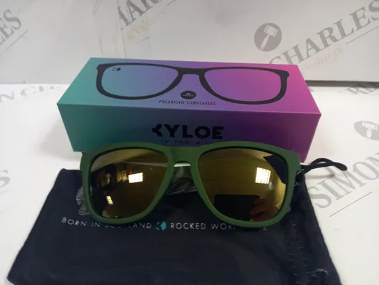 KYLOE POLARISED SUNGLASSES IN GREEN