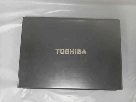 TOSHIBA PORTEGE R700 13 INCH I3 M350 2.27GHZ