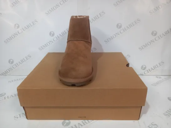 BOXED PAIR OF UGG ESSENTIAL MINI SHOES IN TAN UK SIZE 6