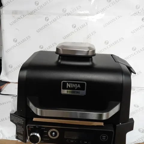 BOXED NINJA WOODFIRE ELECTRIC BBQ GRILL & SMOKER OG701UKQ