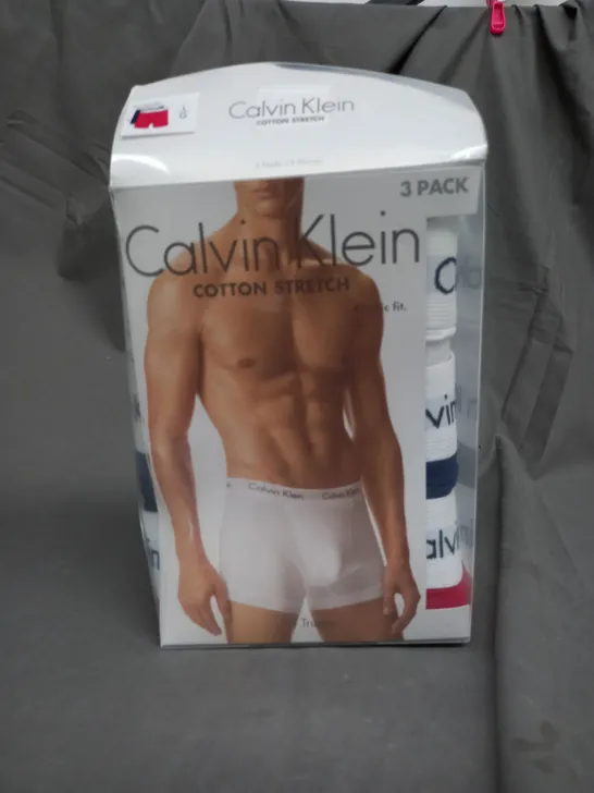 BOXED CALVIN KLEIN PACK OF 3 BOXERS - LARGE