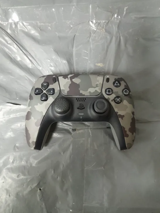 PLAYSTATION 5 DUALSENSE WIRELESS CONTROLLER - GREY CAMOUFLAGE RRP £59.94