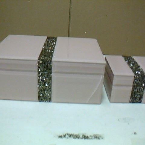JULIAN MACDONALD SET OF PINK GLITTER TRINKET BOXES