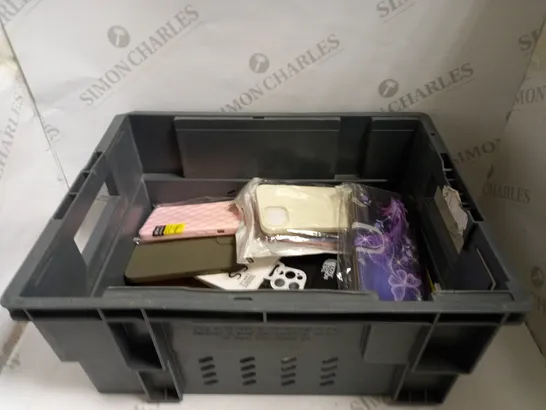 BOX TO CONTAIN APPROX. 17 X ASSORTED ELECTRONIC GOODS & PHONE ACCESSORIES, INCLUDES PHONE CASES & CHARGING CABLES ETC 