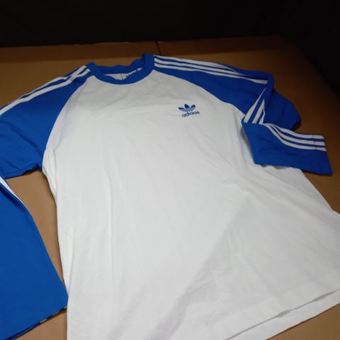 ADIDAS LONG SLEEVE TOP IN WHITE/BLUE - XL