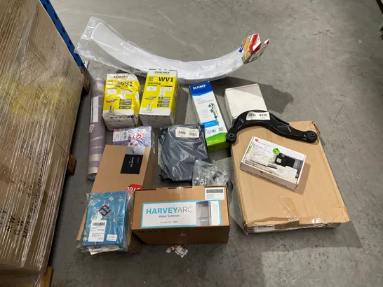 BOX OF 14 ASSORTED ITEMS TO INCLUDE: KARCHER WV1, HARVEY ARC WATER SOFTENER, TELESCOPIC INLET, ROLL OF WALLPAPER ETC 