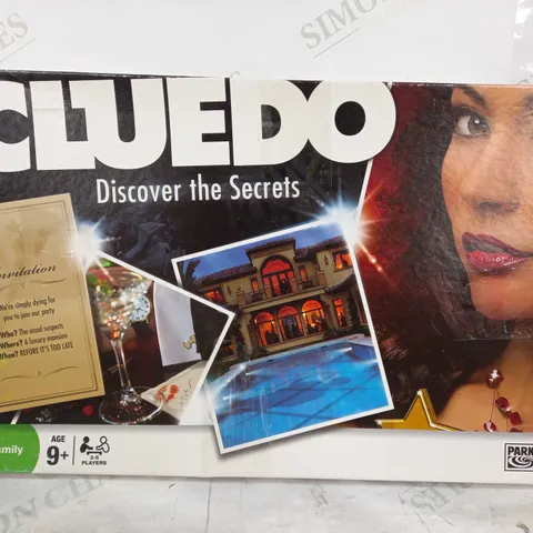 PARKER CLUEDO BOARD GAME