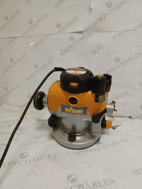 TRITON DUAL MODE PRECISION PLUNGE ROUTER