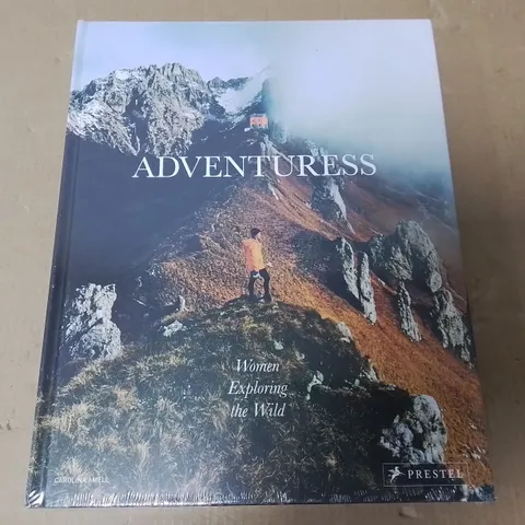 SEALED ADVENTURESS WOMEN EXPLORING THE WILD