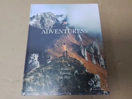 SEALED ADVENTURESS WOMEN EXPLORING THE WILD