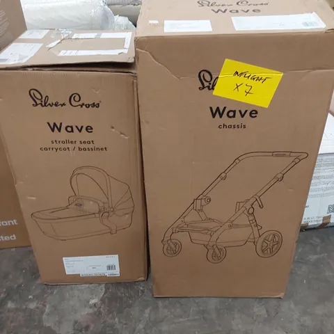 BOXED SILVER CROSS WAVE STROLLER AND CARRY COT - LUNAR (2 BOXES)