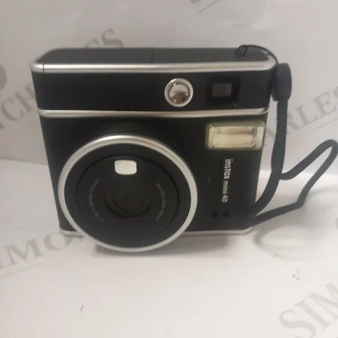 FUJIFILM MINI 40 INSTANT CAMERA 