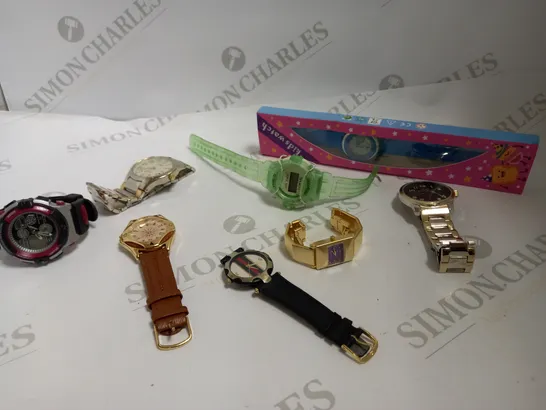 BOX OF APPROX 70 ASSORTED WATCHES INCLUDING CHILDRENS, MEN AND WOMENS WATCHES IN VARIOUS STYLES