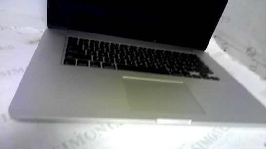 APPLE MACBOOK PRO CORE I7 