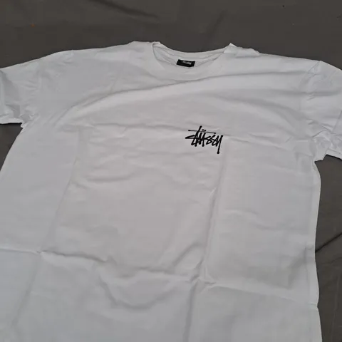 STUSSY CASUAL LOGO T-SHIRT SIZE L