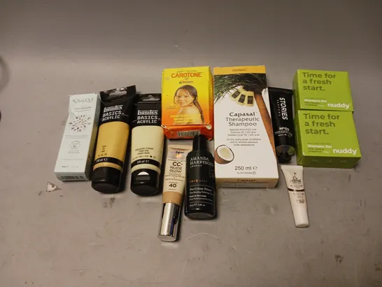 BOX OF APPROXIMATELY 15 COSMETIC ITEMS TO INCLUDE CAPASAL SHAMPOO, STORIES BOD WASH, AND BOOTS MIXED EMERGY BOARDS ETC. 