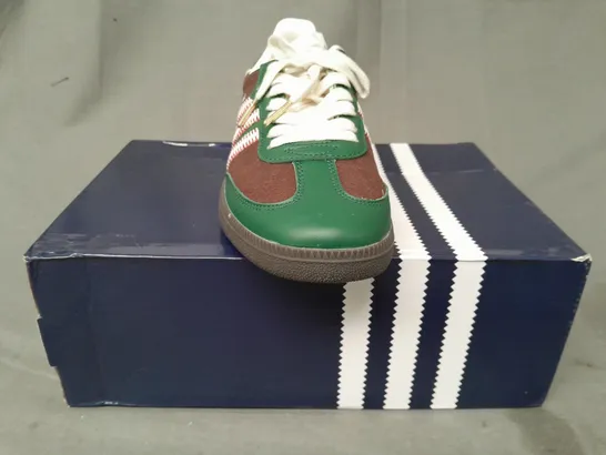 BOXED PAIR OF ADIDAS SAMBA OG SHOES IN BROWN/GREEN UK SIZE 9