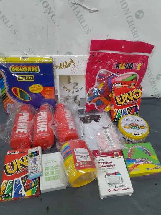 APPROXIMATELY 20 ASSORTED TOYS & GAMES PRODUCTS TO INCLUDE INFLATABLE FOOTBALL, UNO CARD GAME, ARSENAL PRIME TOY BOTTLE, ETC