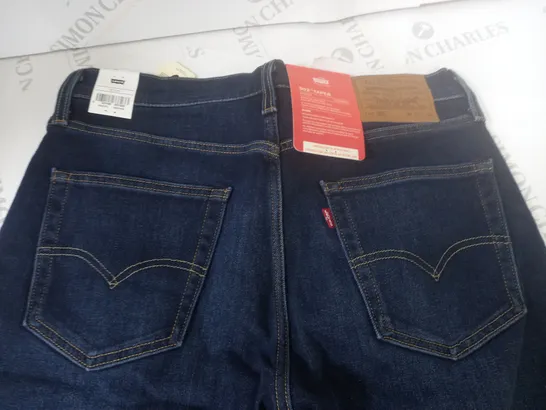 LEVIS 502 TAPER STRETCH JEANS IN BLUE - W32 L34