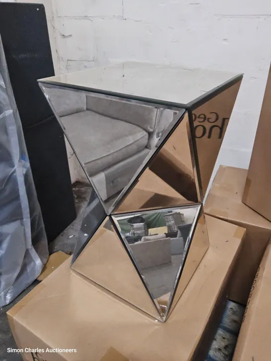 BOXED DESIGNER MIRRORED LAMP TABLE