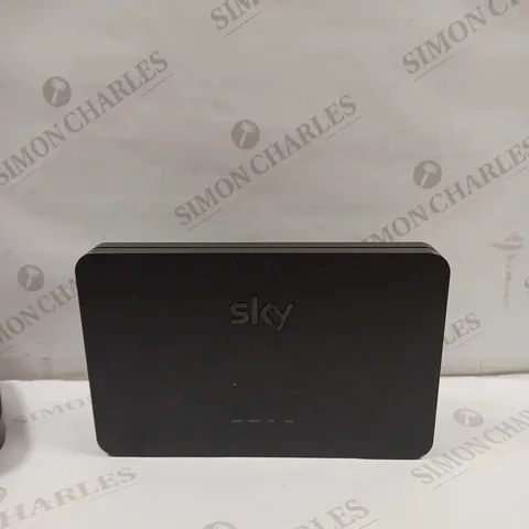 SKY Q BROADBAND HUB 4 DUAL BAND WIRELESS ROUTER