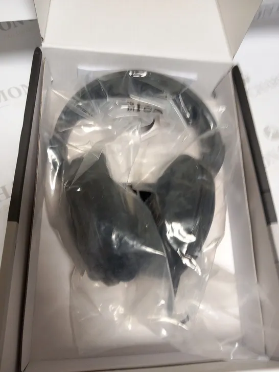 BOXED SENNHEISER HD 560S HEADPHONES