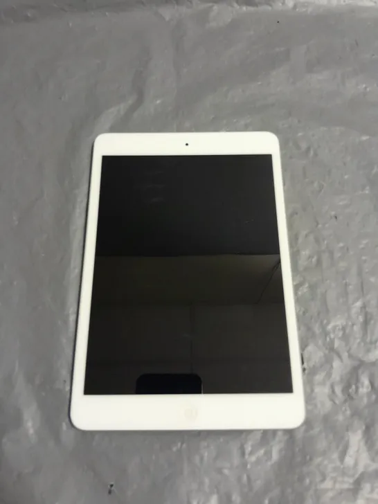 UNBOXED APPLE IPAD MINI IN WHITE - A1432