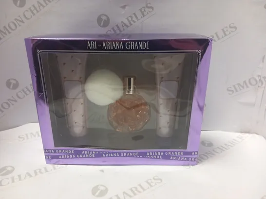 BOXED ARI BY ARIANNA GRANDE EAU DE PARFUM GIFT SET