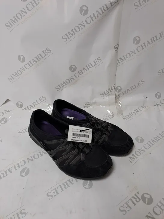 SKETCHERS UNBOXED REMEMBER ME TRAINERS BLACK SIZE 7 