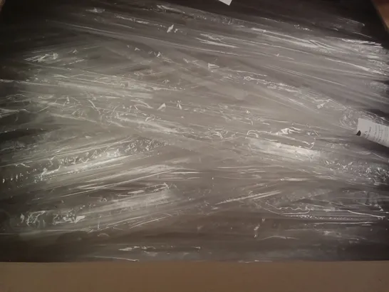 PALLET CONTAINING APPROXIMATELY 1000 RASHNA SHOWER SEALS