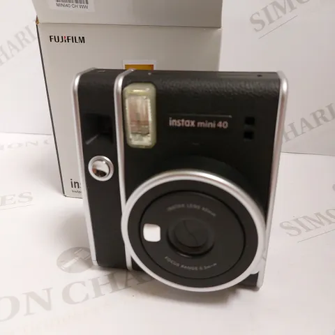 BOXED FUJIFILM INSTAX MINI 40 INSTANT CAMERA