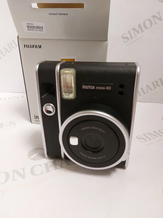 BOXED FUJIFILM INSTAX MINI 40 INSTANT CAMERA