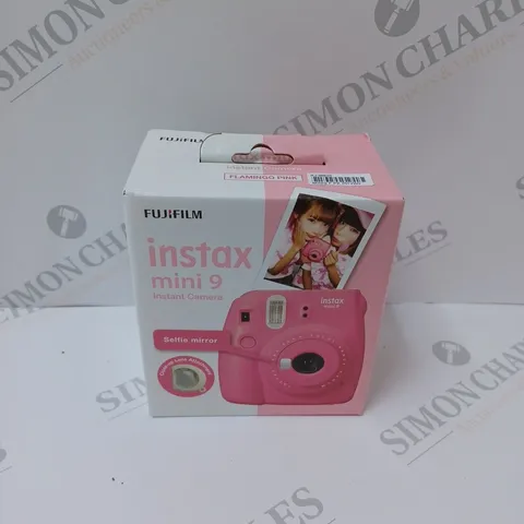 BRAND NEW BOXED FUJIFILM INSTAX MINI 9 INSTANT CAMERA IN PINK