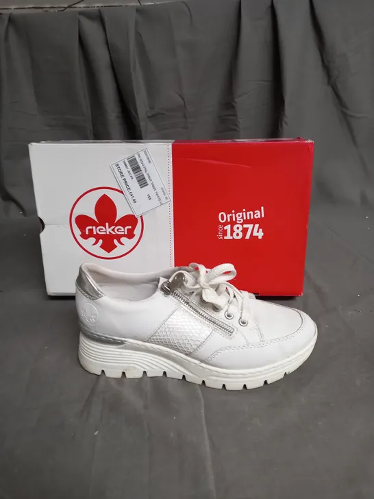 BOXED RIEKER RAISED WHITE ZIP UP TRAINERS SIZE 5 