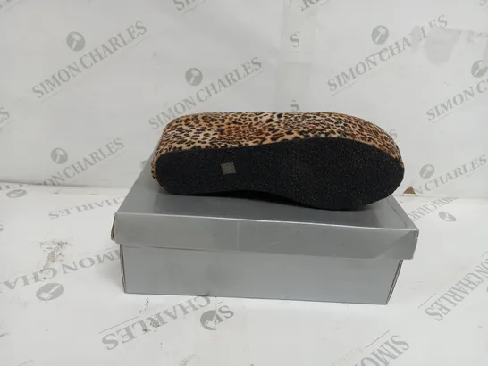 APPROXIMATELY 14 BOXED PAIR OF CASANDRA WEDGE SHOES IN LEOPARD SUEDE TO INCLUDE SIZES 3, 4, 5, 6 