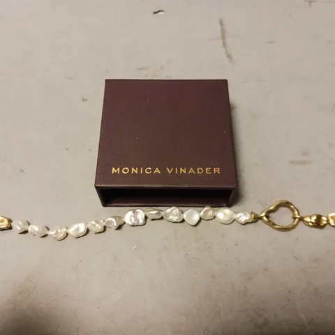 BOXED MONICA VINADER AMY POWNEY KESHI PEARL BRACELET