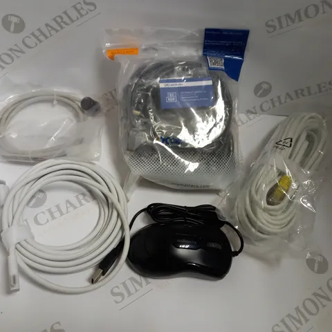 BOX OF APPROX 10 ITEMS INCLUDING ASSORTED CABLES AND KENSINGTON WIRED MOUSE