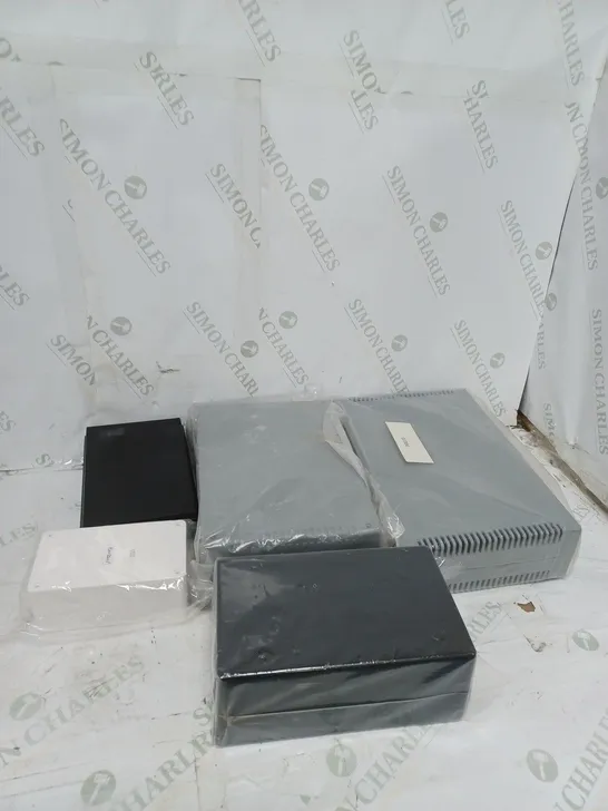 BOX OF ASSORTED METAL CONTAINERS AND METAL STORAGE CONTAINERS 