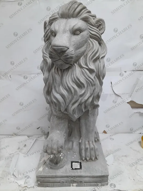 BOXED MY GARDEN STORIES LION SCULPTURE 