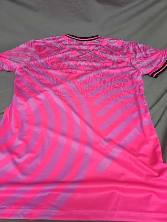 UMBRO FILTHY FELLAS FOOTBALL SHIRT 2 IN PINK - LARGE