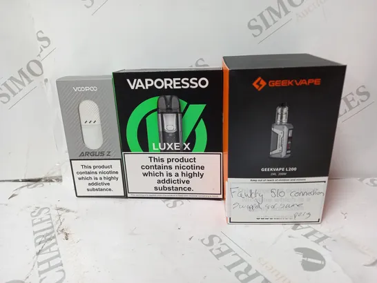 BOX OF APPROXIMATELY 20 ASSORTED E-CIGARETTES