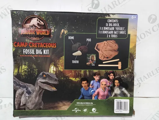 JURASSIC WORLD CAMP CRETACEOUS FOSSIL DIG KIT