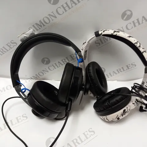 APPROXIMATELY 12 LOOSE ASSORTED HEADSETS TO INCLUDE TURTLE BEACH, STEALTH, ETC