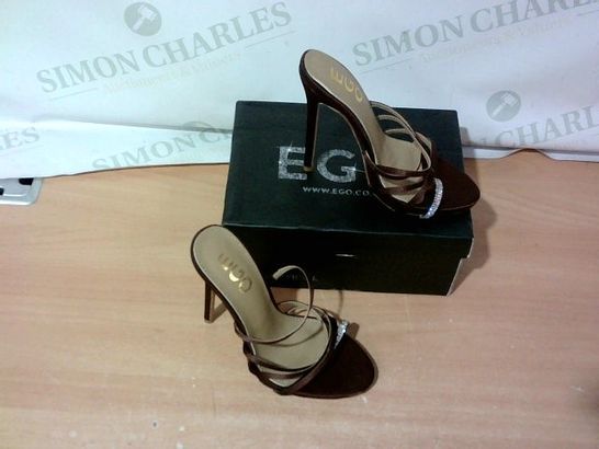 BOXED PAIR OF EGO HIGH HEELS SIZE 3