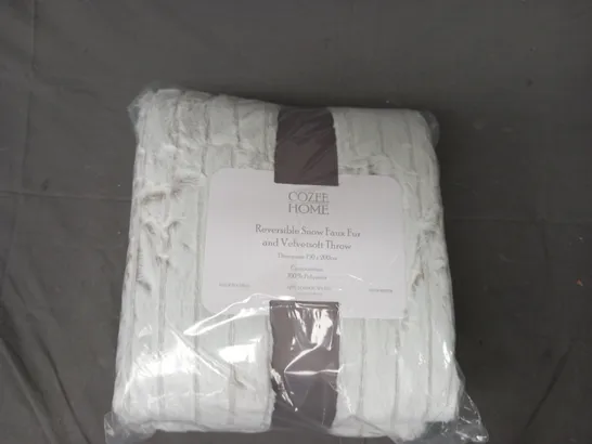 BOXED COZEE HOME REVERSIBLE FAUX FUR AND VELVET SOFT THROW