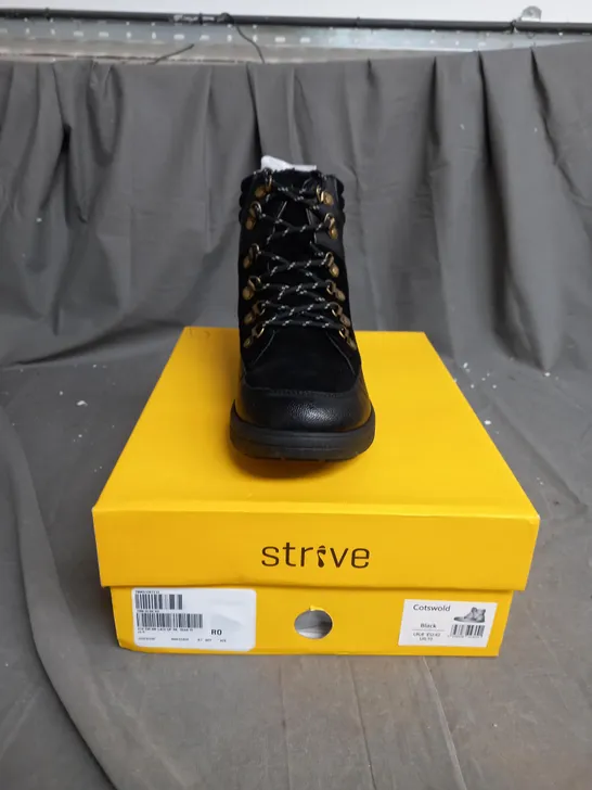 BOXED STRIVE COTSWOLD WATERPROOF LACE-UP WALKING BOOT SIZE 8 