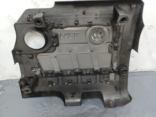 VW PASSAT CC ENGINE COVER / COLLECTION ONLY 