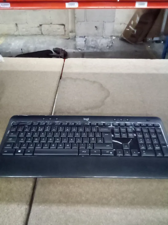 BOXED LOGITECH MK540 WIRELESS KEYBOARD 