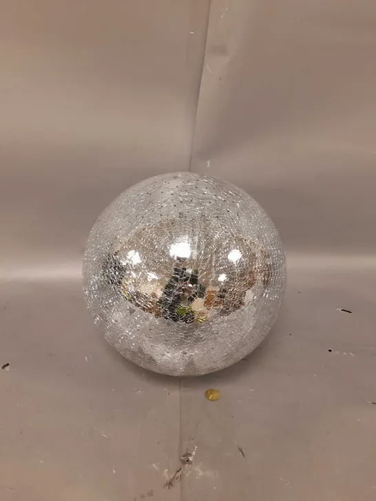 20CM BATTERY OPERATED LIT CRACKLE EFFECT BALL  RRP £21.99