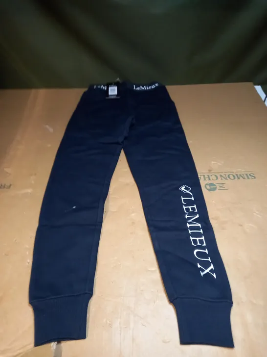 YOUTH LIGHTWEIGHT JOGGERS IN NAVY SIZE11/12 YEARS